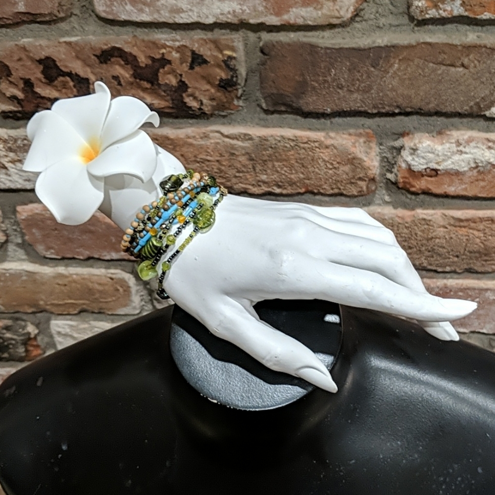 Lively and lovely beaded bracelets
